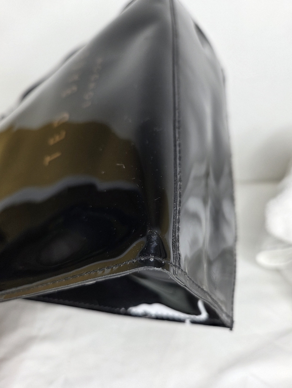 Ted Baker London Patent PVC Tote Bag Gold Bow In Glossy Black Finish - Picture 13 of 16